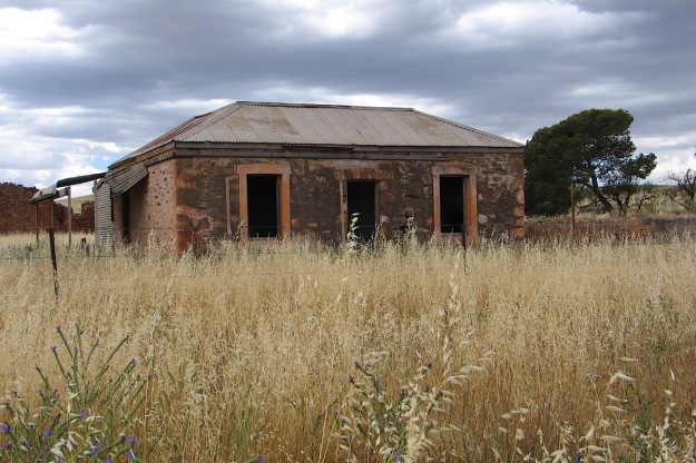 Abandoned farm north of Goyder's Line